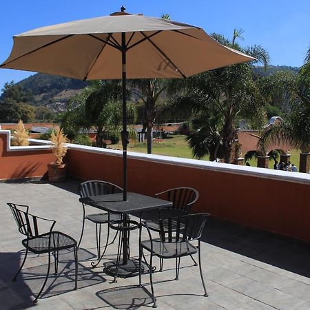 Hotel Meson Del Puente Acámbaro Eksteriør billede