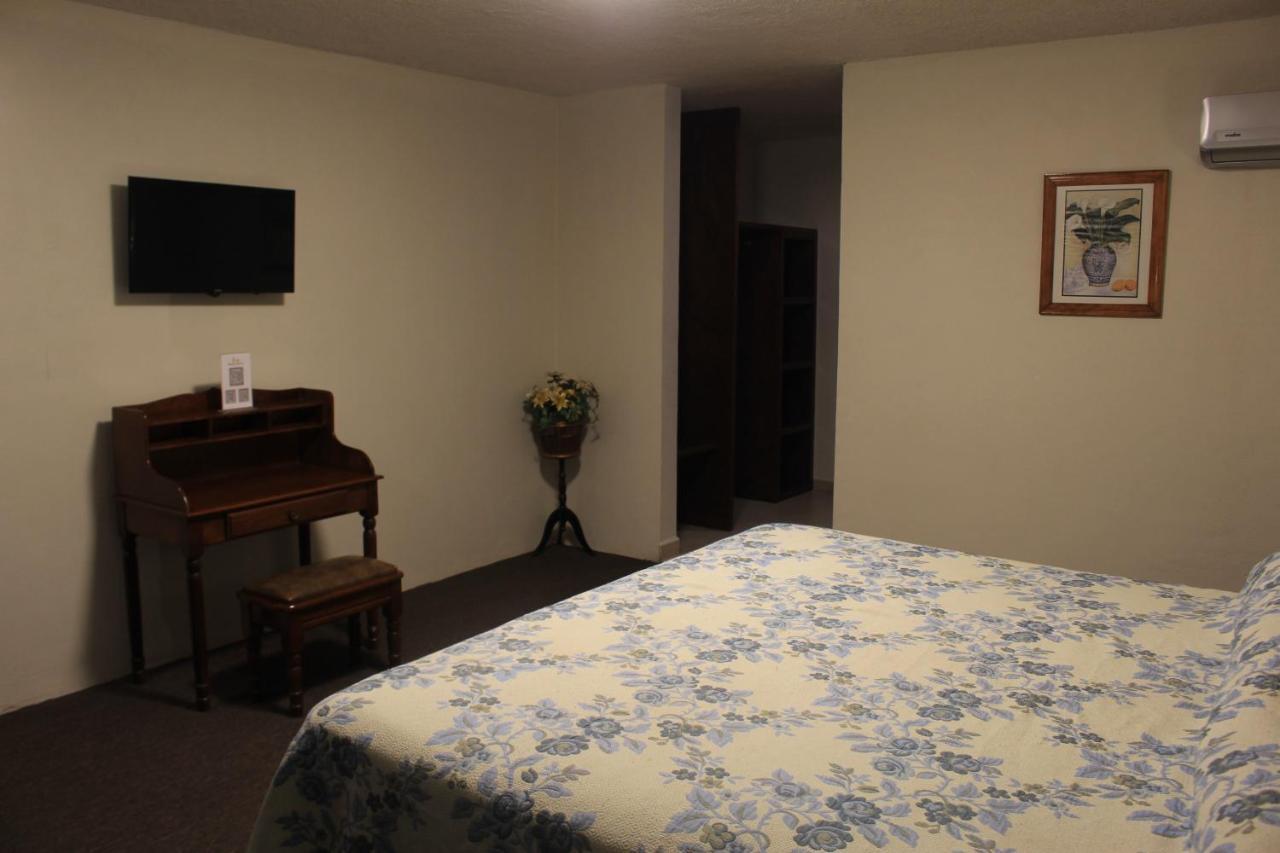 Hotel Meson Del Puente Acámbaro Eksteriør billede